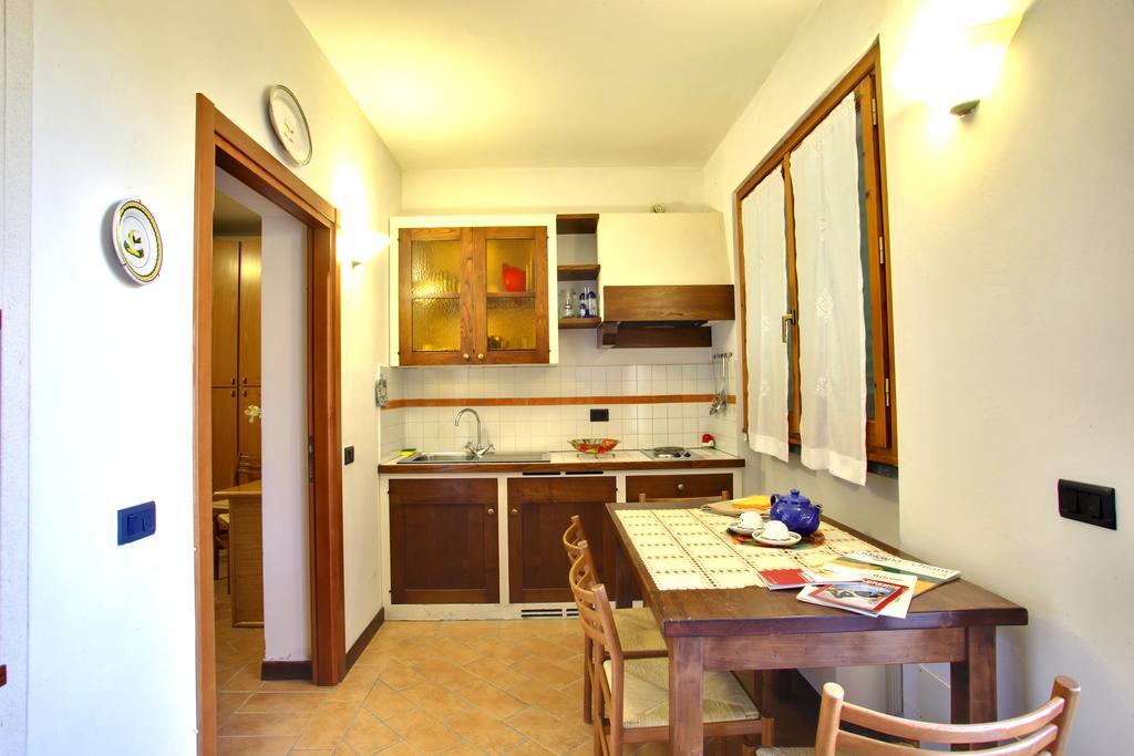 Residence Golf Club Ristorante Centanni Баньо-а-Риполи Экстерьер фото